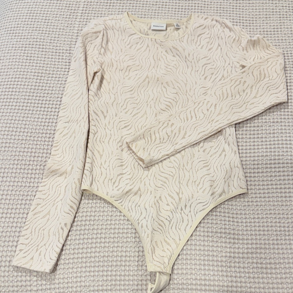 Babaton Cream Patterned Long Sleeve Top
